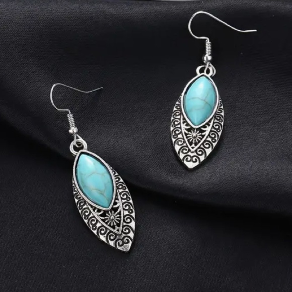 🔥10 for $100🔥 Bohemian turquoise teardrop earrings retro